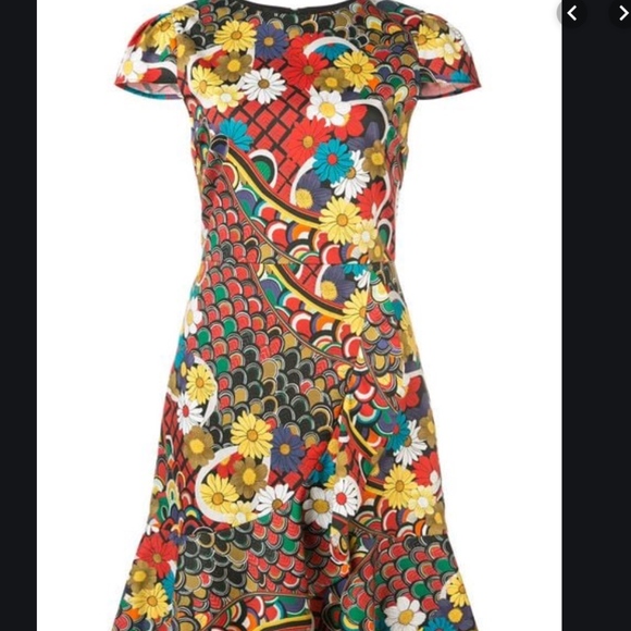 Alice + Olivia Kirby Ruffle Short-Sleeve Dress - Picture 7 of 8